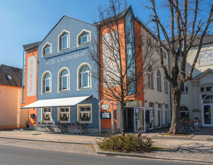 Ansicht Börse Coswig von der Hauptstrasse aus